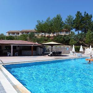 Gardenos Hotel